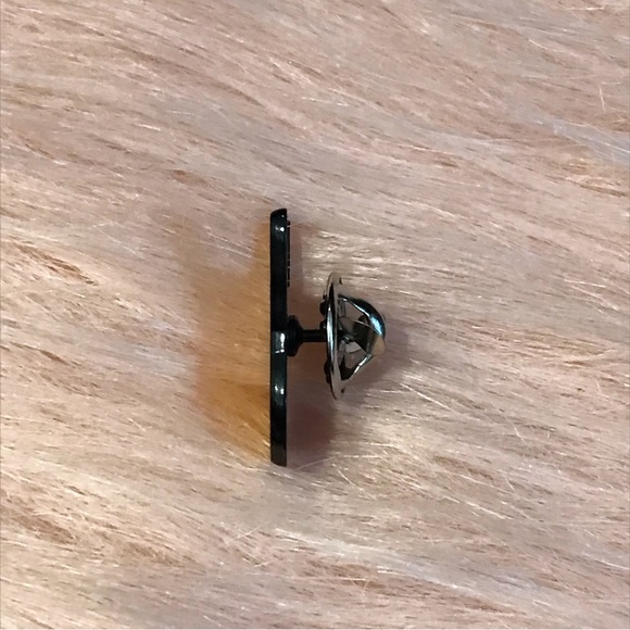 Rock On Hand Symbol Pin - Picture 3 of 4